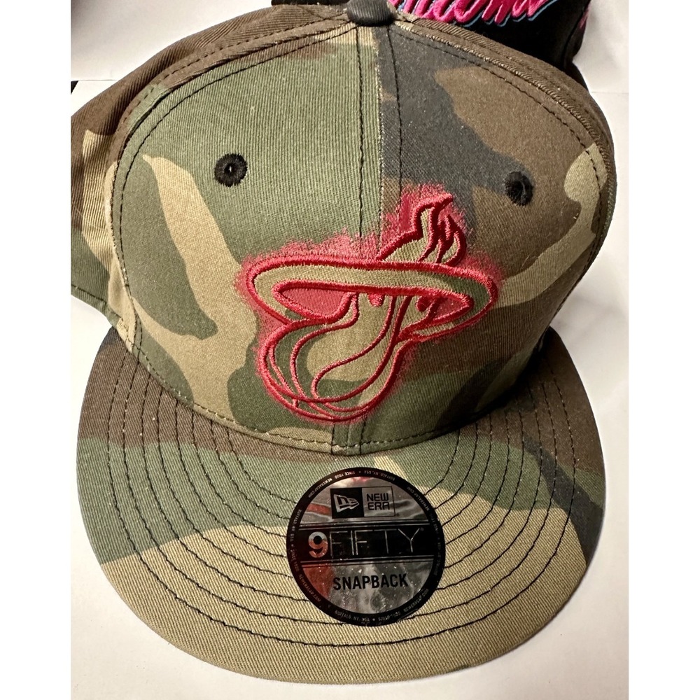 ~2010 RARE! Lot of 5 Miami Heat NBA Snapback Hats New Era 9FIFTY Mitchell & Ness - Picture 7 of 16